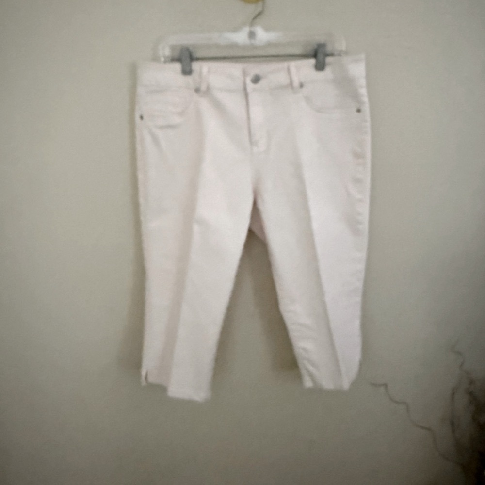 Pink Casual Capris Lightweight Cotton Blend
